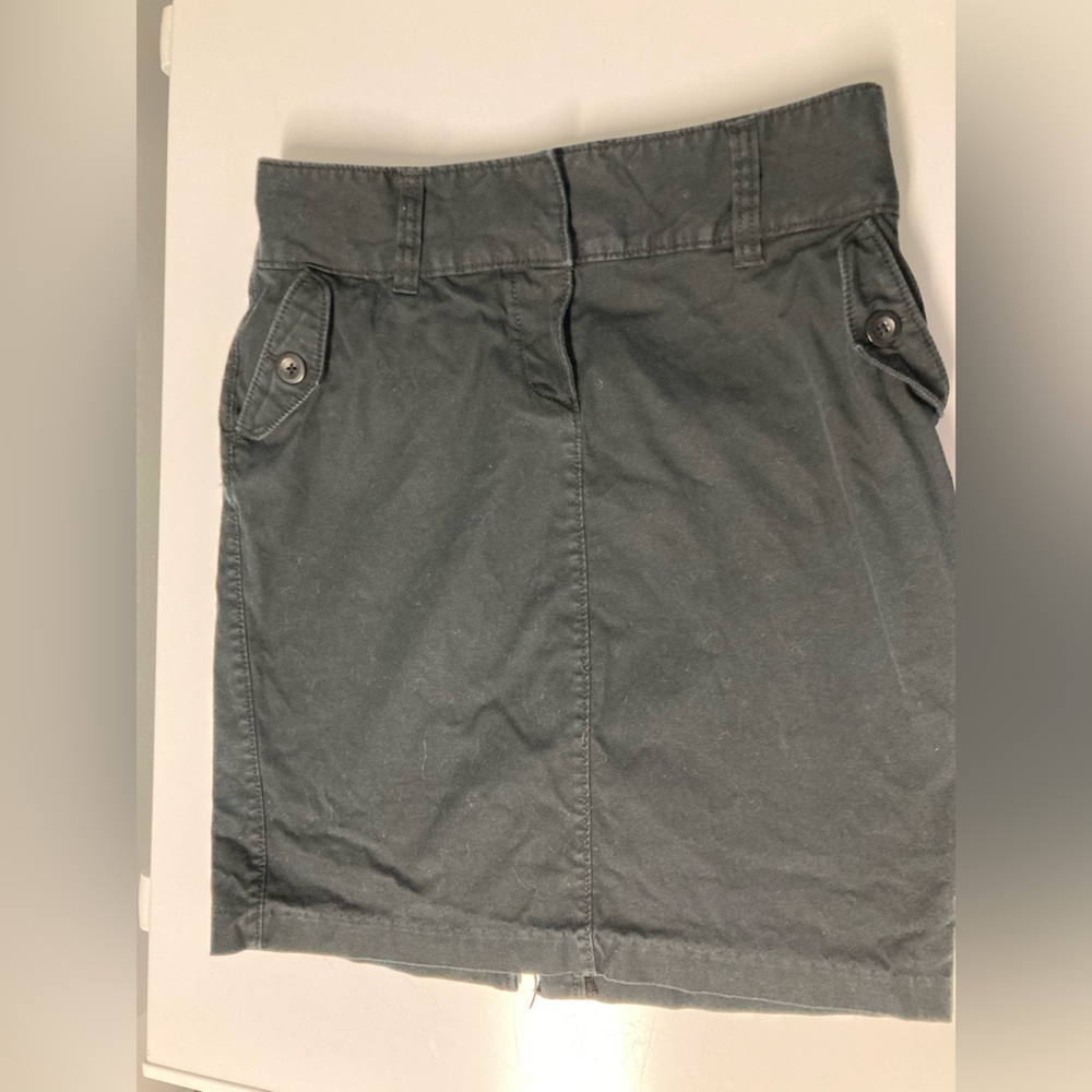 Black old navy pencil skirt size 2